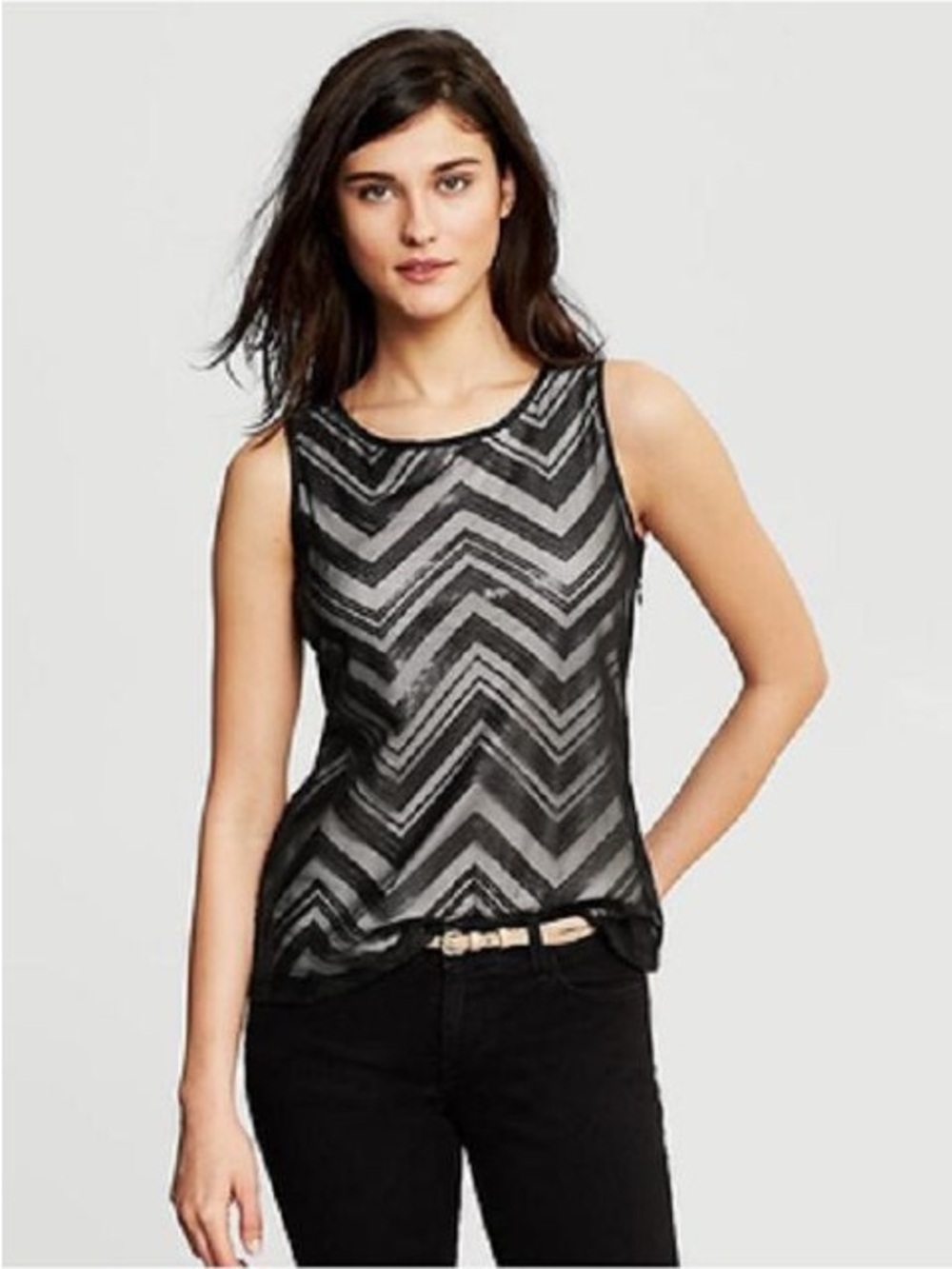 067 Banana Republic Black Chevron sleeveless SZ 0